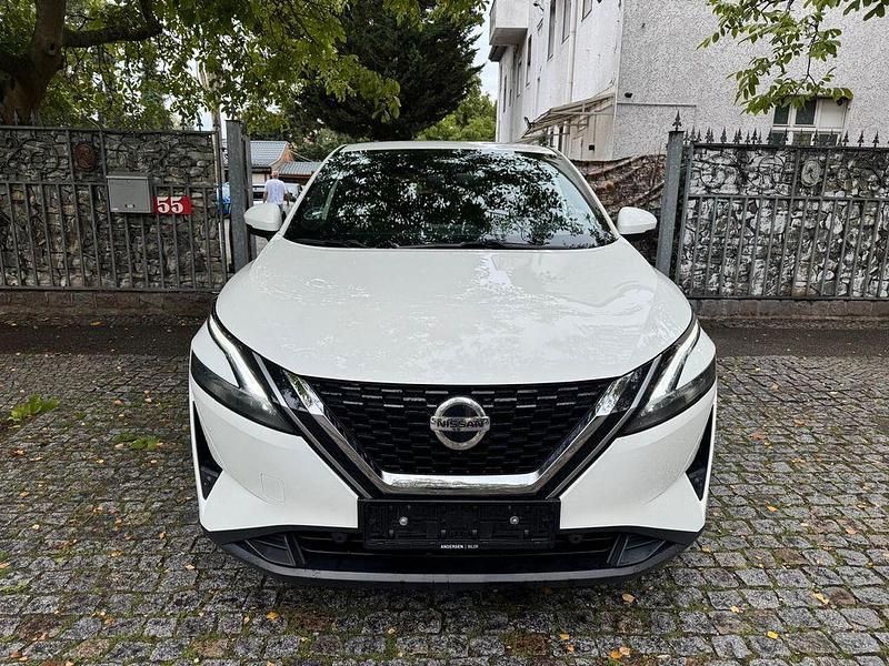 Weiß Gebraucht 2022 Nissan Qashqai Tekna SUV | 18.999 € (Superpreis) - Bild 1/4