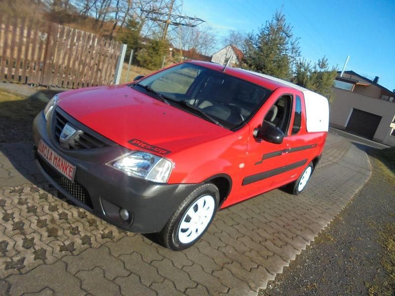 Rot Gebraucht 2010 Dacia Logan Pick-Up Abholung | 8.999 € - Bild 1/4