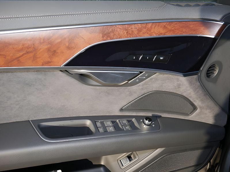 Gebraucht Audi A8 286 PS (210 kW) 2023 Grau Limousine