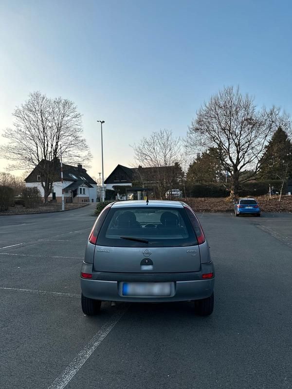 Gebraucht Opel Corsa 75 PS (55 kW) 2003 Grau Kleinwagen