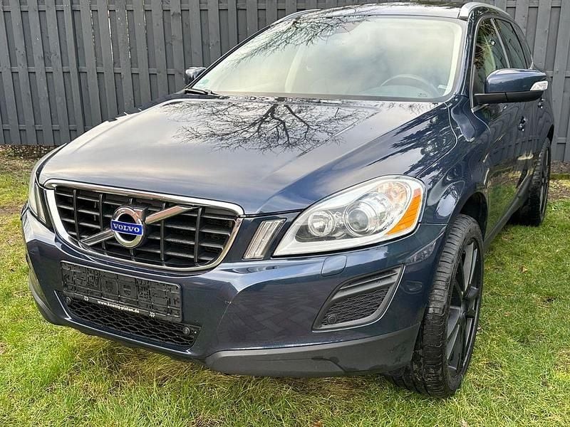 Gebraucht Volvo XC60 163 PS (119 kW) 2012 Blau SUV