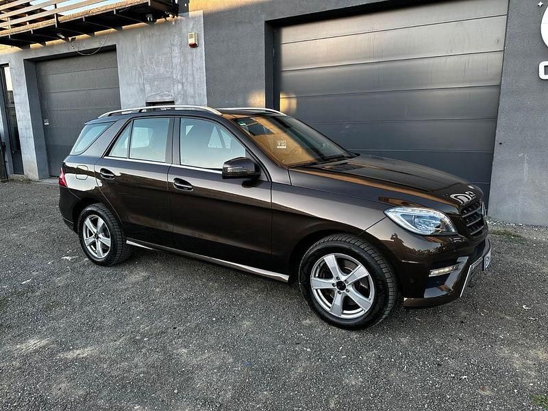 Braun Gebraucht 2015 Mercedes ML350 SUV | 22.990 € (Guter Preis) - Bild 1/4