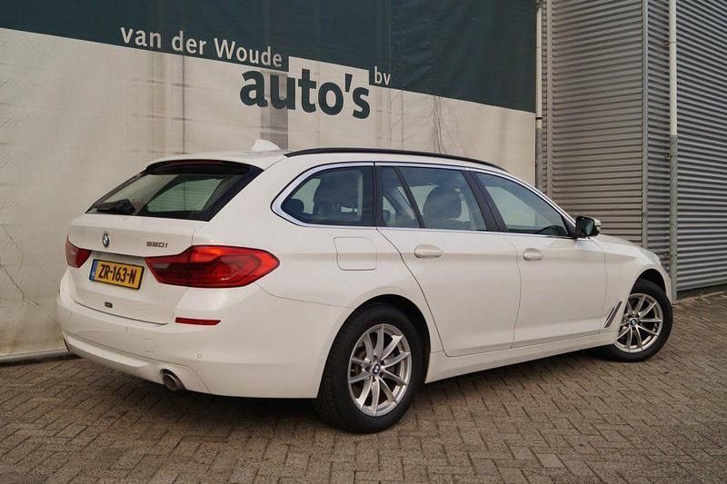 Gebraucht BMW 520 184 PS (135 kW) 2019 Weiß Kombi