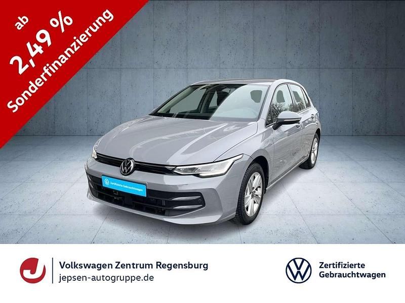 Mondsteingrau Gebraucht 2025 VW Golf Life Limousine | 23.770 € (Guter Preis) - Bild 1/2