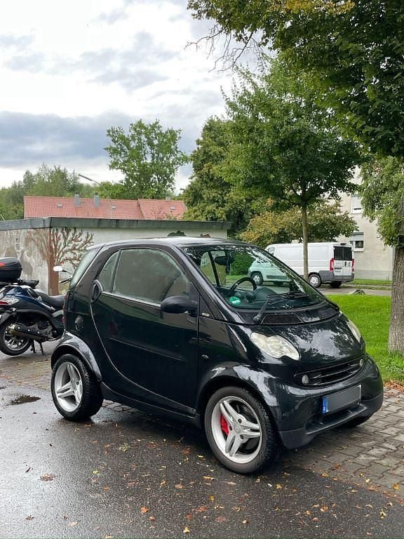 Schwarz Gebraucht 2005 Smart ForTwo Coupé Coupé | 2.100 € (Fairer Preis) - Bild 1/4
