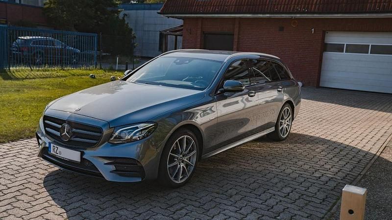 Gebraucht Mercedes E400 AMG 340 PS (250 kW) 2019 Grau Limousine