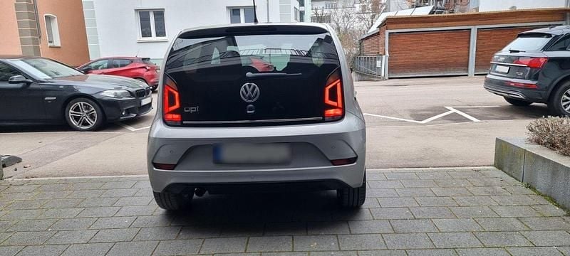 Gebraucht VW up! IQ Drive 90 PS (66 kW) 2018 Grau Kleinwagen