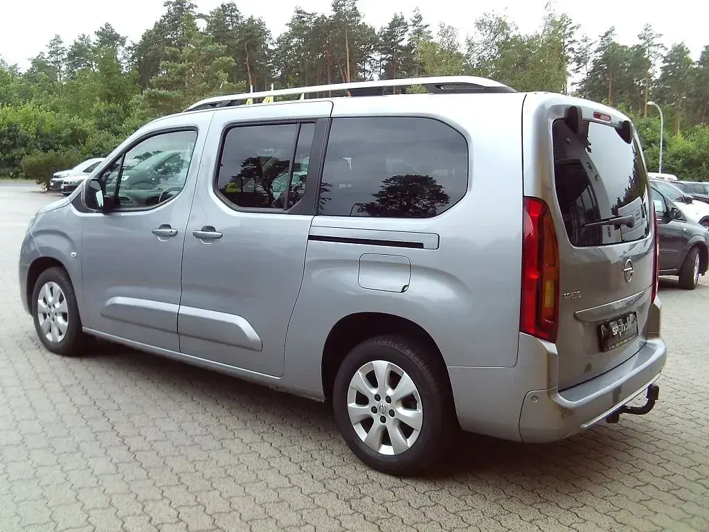 Gebraucht Opel Combo Life XL Innovation 131 PS (96 kW) 2020 Quarz silber metallic Van / Kleinbus