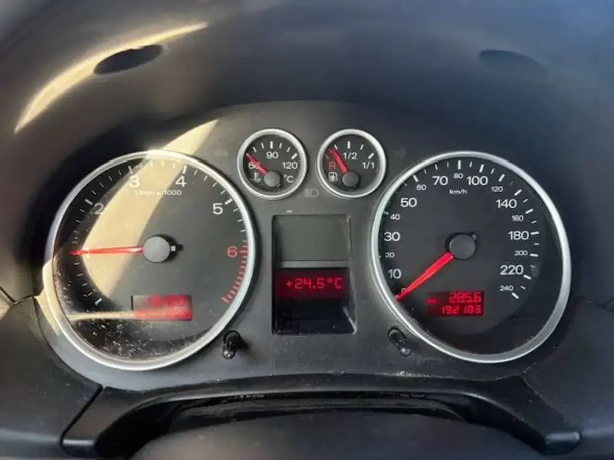 Gebraucht Audi A2 Comfort 75 PS (55 kW) 2002 Blau metalic Kleinwagen