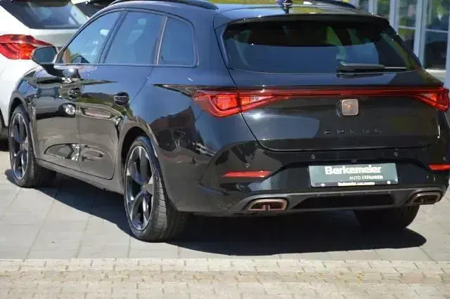 Gebraucht Cupra Leon 204 PS (150 kW) 2024 Mitternachtsschwarz (metallic) Limousine