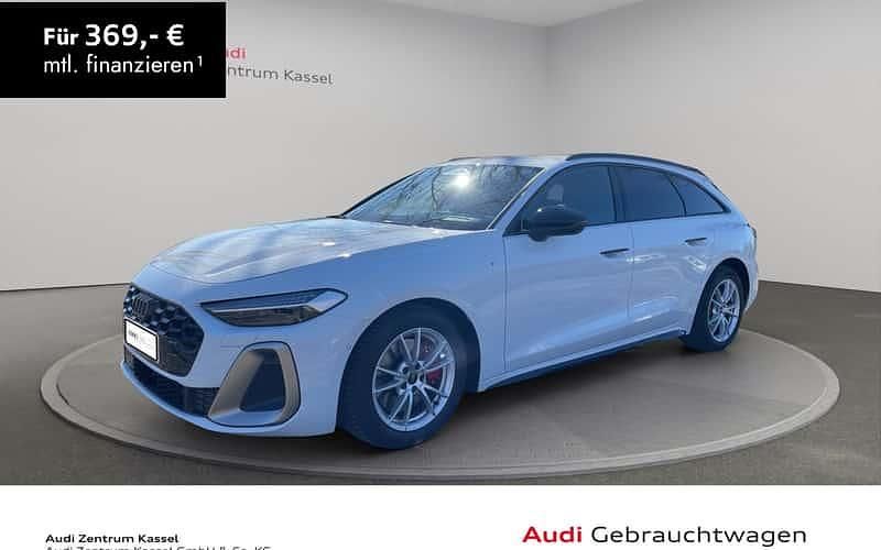 Gletscherweiß metallic Gebraucht 2024 Audi A5 Ambiente Coupé | 72.990 € - Bild 1/3