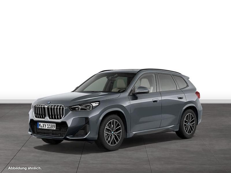 Grau Gebraucht 2024 BMW X1 SUV | 46.488 € (Teuer) - Bild 1/4
