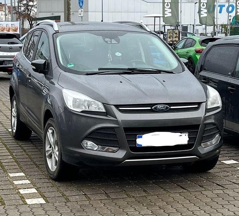 Gebraucht Ford Kuga SYNC Edition 150 PS (110 kW) 2016 Grau SUV