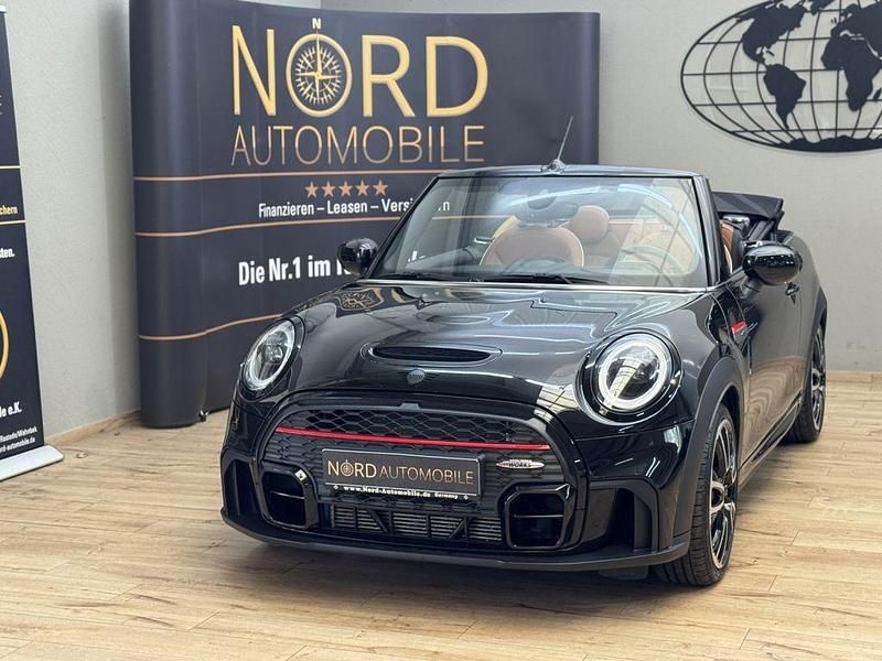 Gebraucht Mini John Cooper Works Cabriolet 231 PS (169 kW) 2021 Midnight black metal (metallic) Cabrio