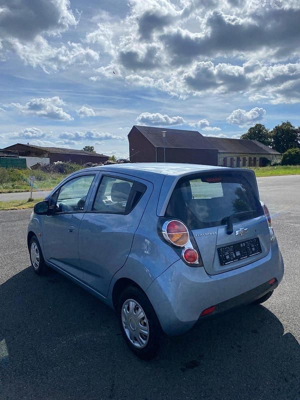 Gebraucht Chevrolet Spark LS 68 PS (50 kW) 2011 Blau Kleinwagen