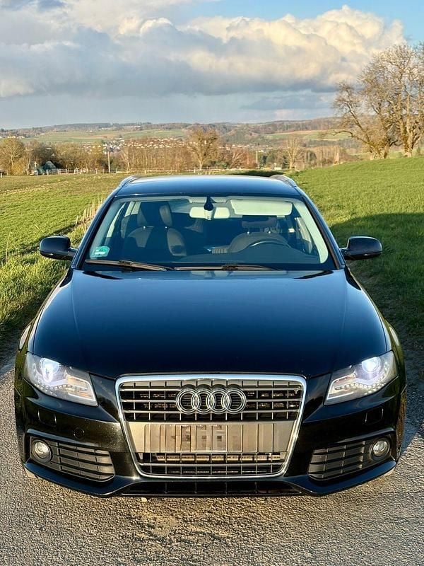 Gebraucht Audi A4 Ambiente 143 PS (105 kW) 2010 Schwarz Kombi
