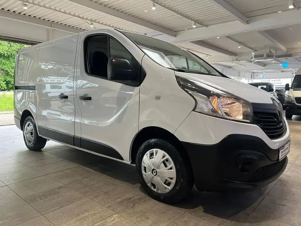 Gebraucht Renault Trafic 120 PS (88 kW) 2019 Weiß Van / Kleinbus