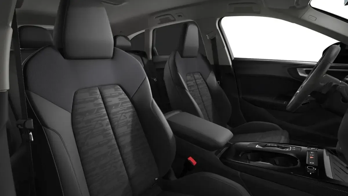 Gebraucht Audi A5 Sport 150 PS (110 kW) 2025 Mythosschwarz metallic Kombi