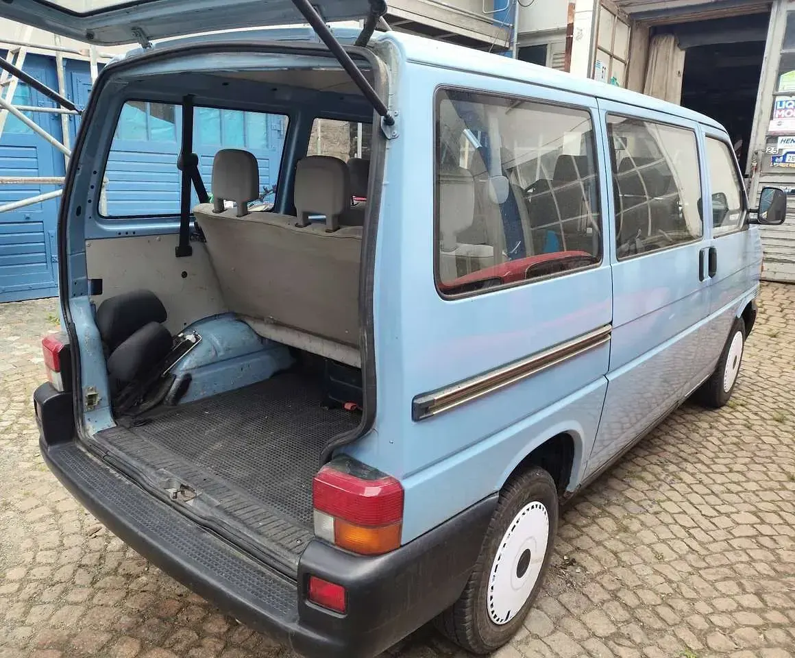 Gebraucht VW T4 68 PS (50 kW) 2000 Blau Van