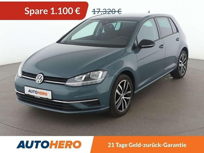 Blau Gebraucht 2019 VW Golf VII IQ Drive Limousine | 16.220 € (Fairer Preis) - Bild 1/1