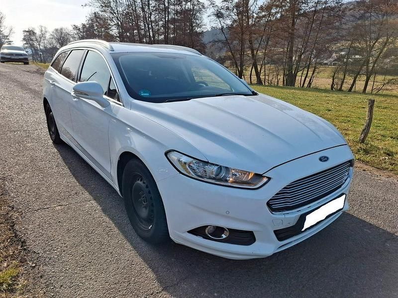 Gebraucht Ford Mondeo Business Edition 150 PS (110 kW) 2016 Weiß Limousine