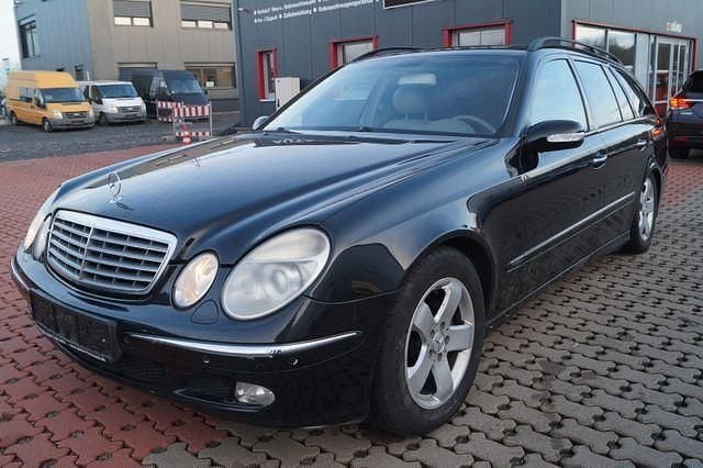Schwarz Gebraucht 2004 Mercedes E320 Kombi | 2.000 € (Superpreis) - Bild 1/4