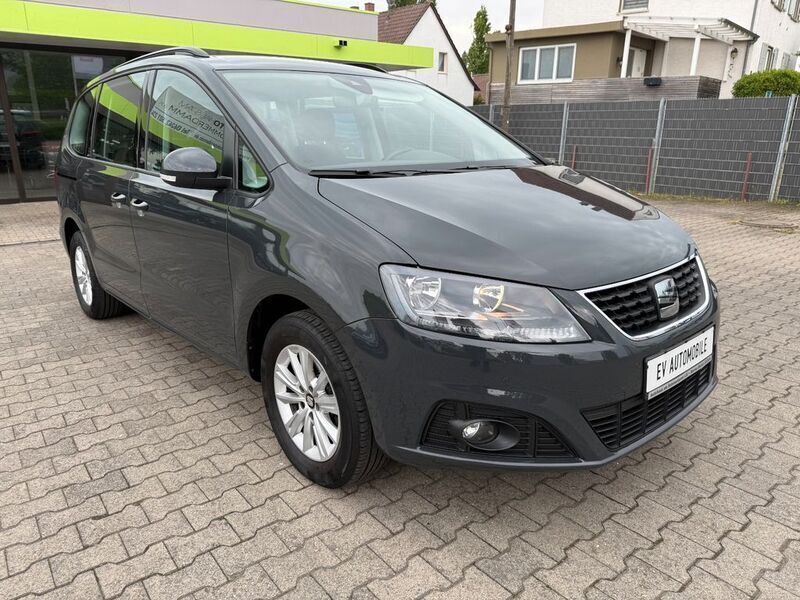 Grau Gebraucht 2019 Seat Alhambra Style Van / Kleinbus | 19.999 € (Superpreis) - Bild 1/4