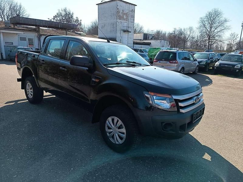 Gebraucht Ford Ranger XL 150 PS (110 kW) 2015 Pantherschwarz metallic Pickup