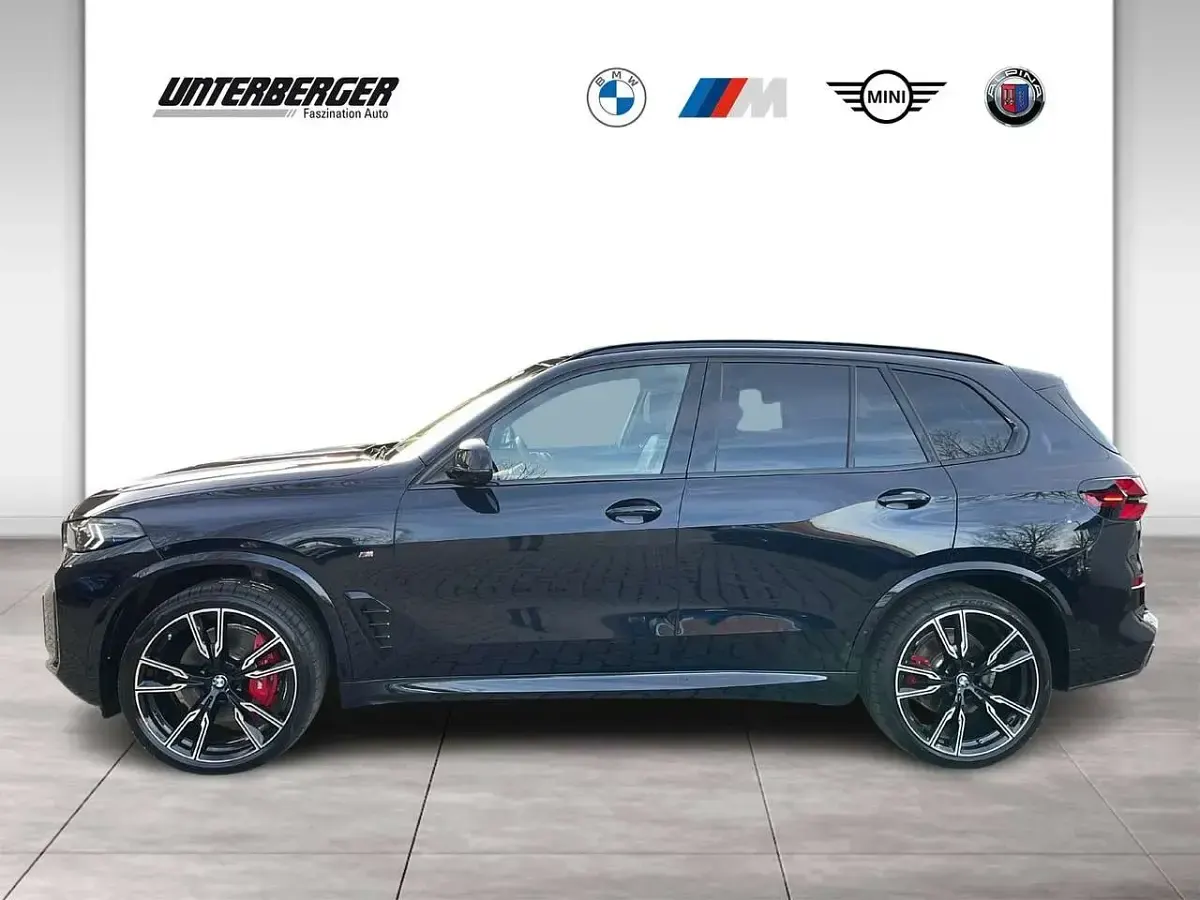 Gebraucht BMW X5 M Sport 352 PS (258 kW) 2025 Schwarz SUV