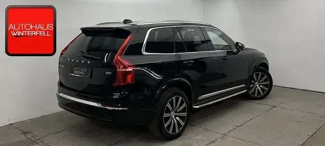 Gebraucht Volvo XC90 Ultimate 235 PS (172 kW) 2024 Onyx black (metallic) SUV