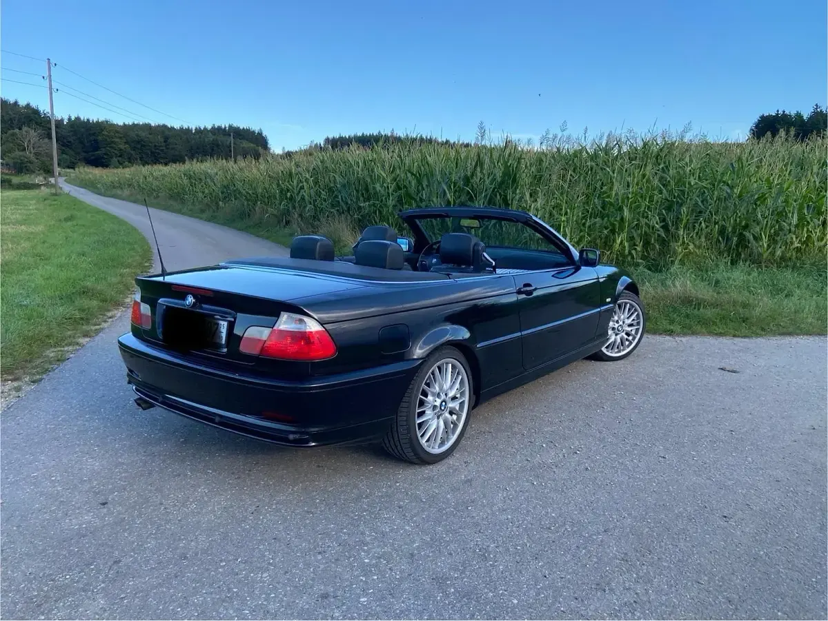 Gebraucht BMW 325 192 PS (141 kW) 2002 Schwarz Cabrio