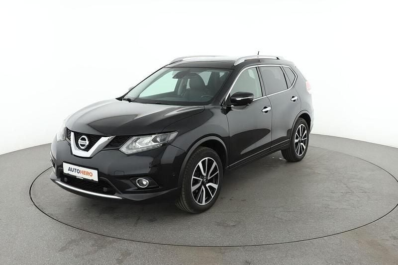 Schwarz Gebraucht 2017 Nissan X-Trail Tekna SUV | 17.640 € (Fairer Preis) - Bild 1/3