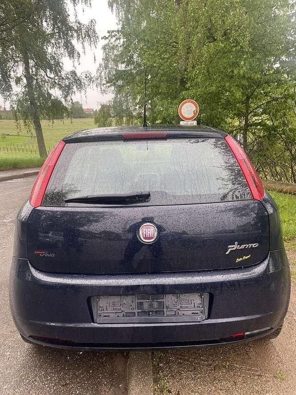 Blau Gebraucht 2009 Fiat Grande Punto Dynamic Kleinwagen | 1.199 € (Fairer Preis) - Bild 1/4