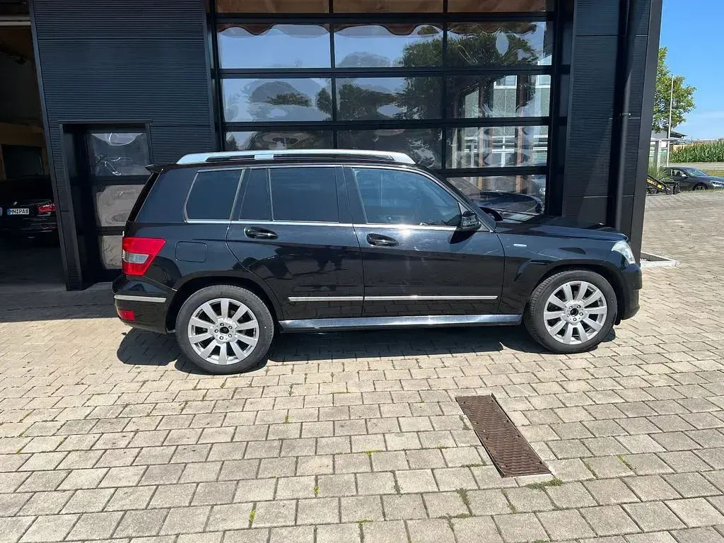 Gebraucht Mercedes GLK220 170 PS (125 kW) 2009 Schwarz SUV