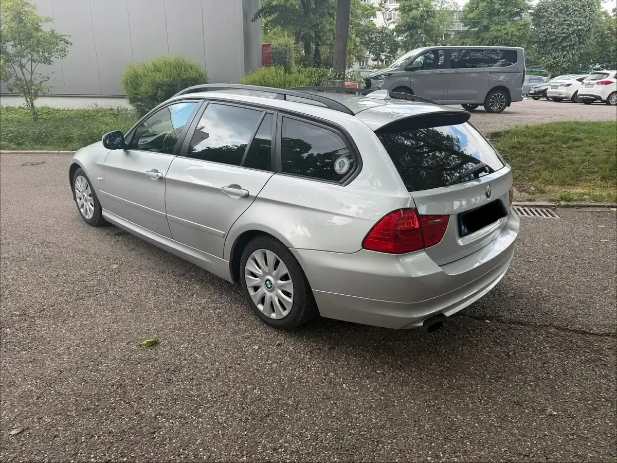 Gebraucht BMW 320 2008 Silber Kombi