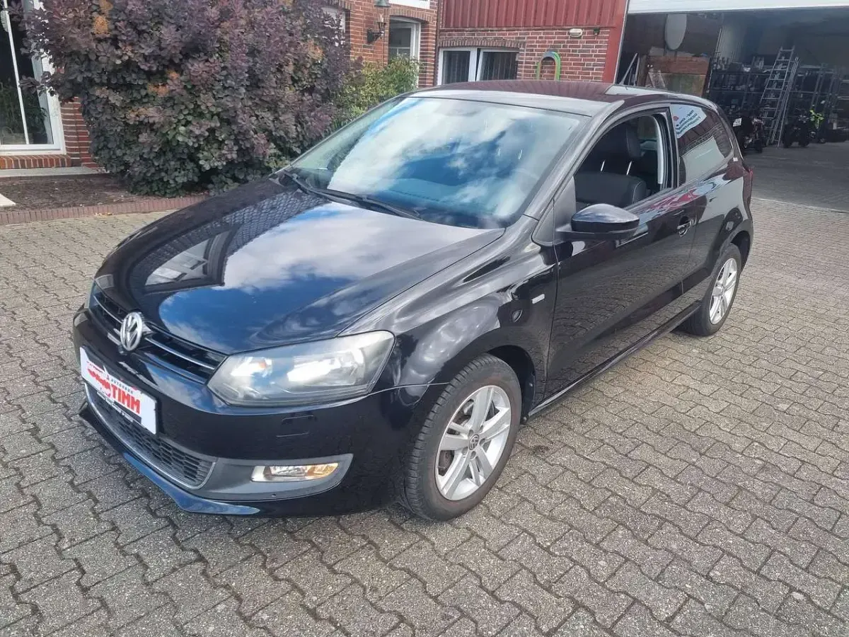Gebraucht VW Polo Match 90 PS (66 kW) 2012 Schwarz Kleinwagen