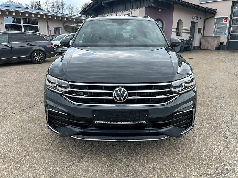 Gebraucht VW Tiguan R-line 150 PS (110 kW) 2021 Grau SUV