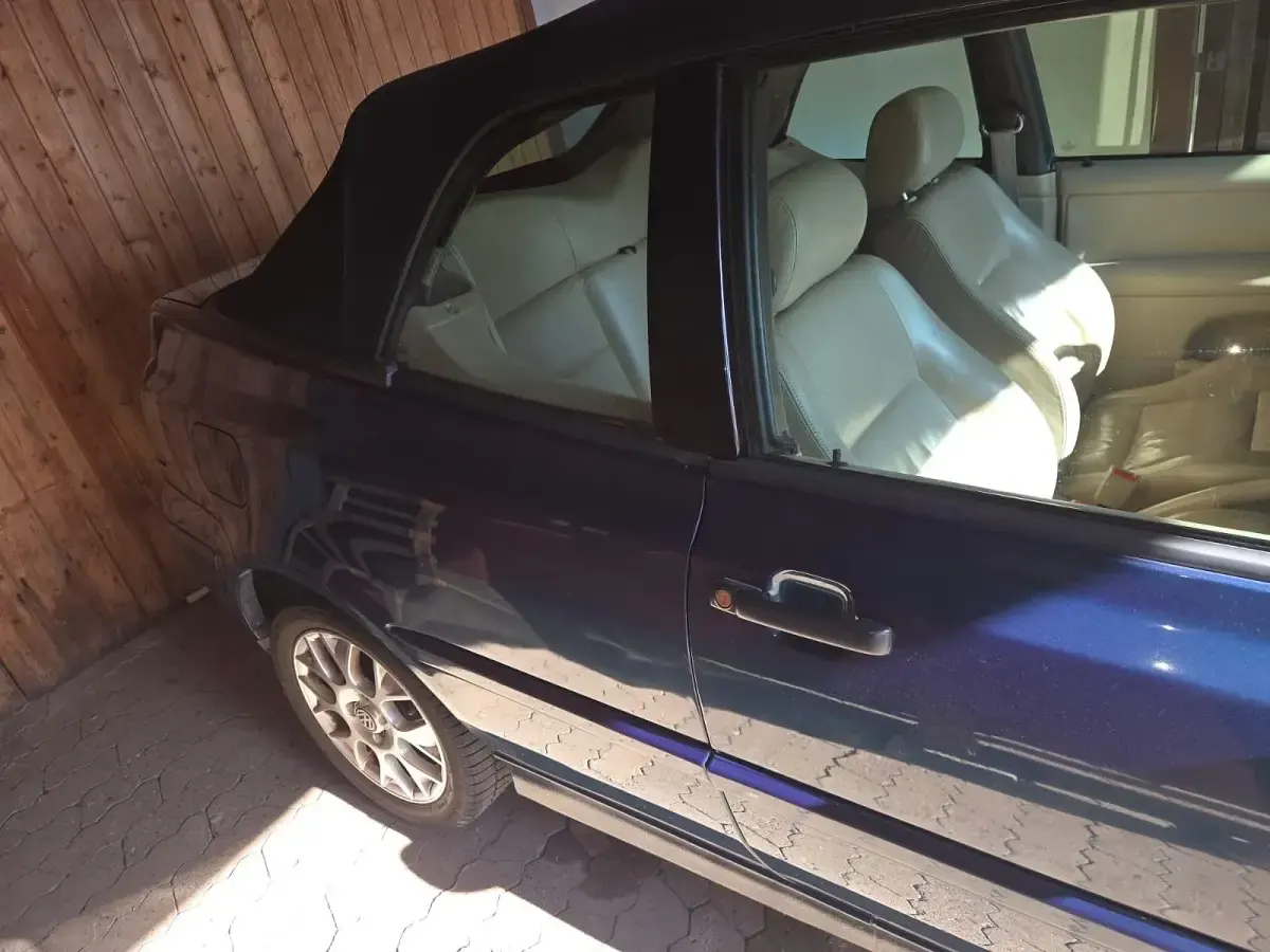 Gebraucht VW Golf 115 PS (84 kW) 2001 Grün Cabrio