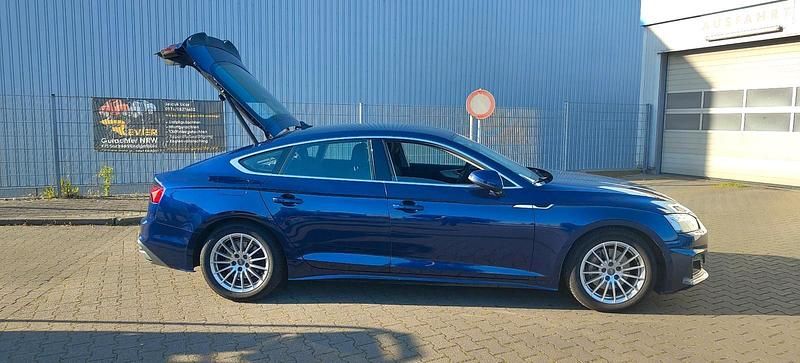 Gebraucht Audi A5 Sportback Design 204 PS (150 kW) 2020 Blau Kleinwagen