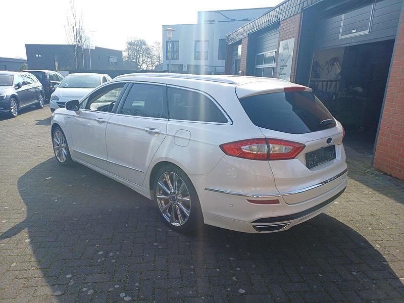 Gebraucht Ford Mondeo Vignale 211 PS (155 kW) 2017 Weiß Kombi