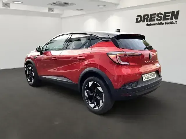 Ny Renault Captur 91 HK (66 kW) 2025 Röd SUV