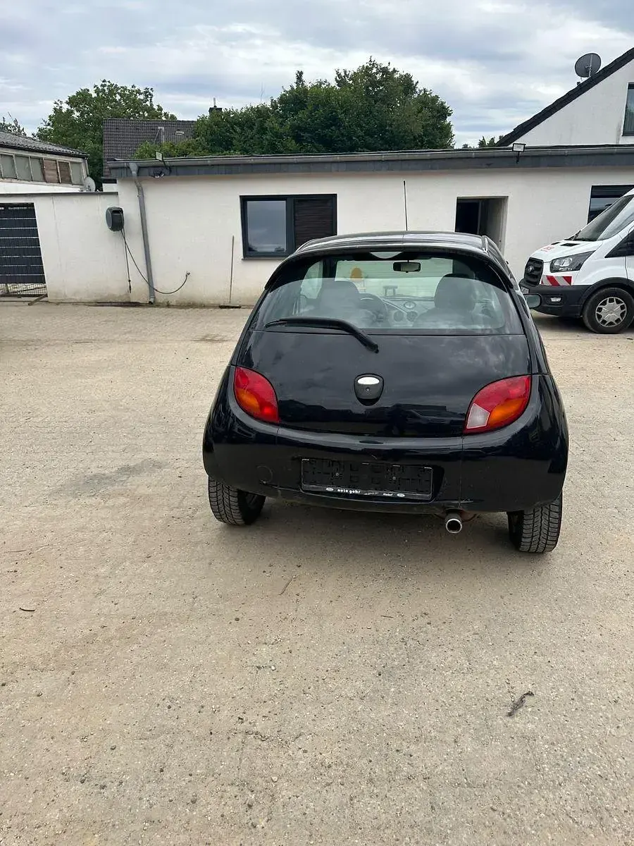 Używany Ford Ka 69 KM (50 kW) 2007 Czarny Hatchback