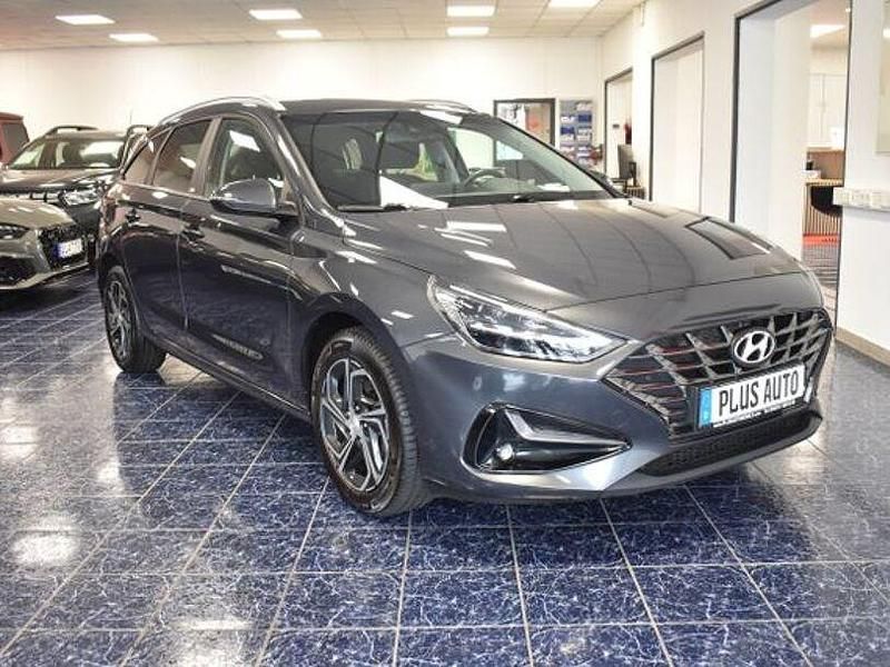 Schwarz Gebraucht 2021 Hyundai i30 Intro Edition Kombi | 13.870 € (Fairer Preis) - Bild 1/4