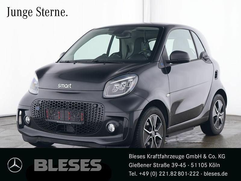 Bodypanels in black Gebraucht 2024 Smart ForTwo Electric Drive Exclusive Coupé | 16.500 € (Fairer Preis) - Bild 1/4