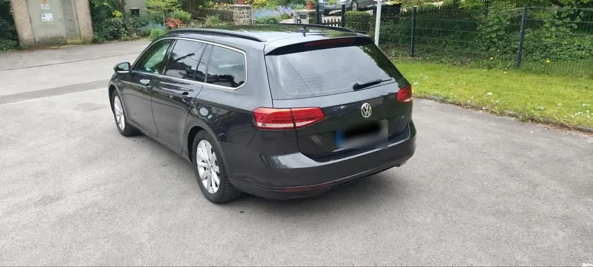 Usata VW Passat 120 CV (88 kW) 2017 Grigio Station wagon