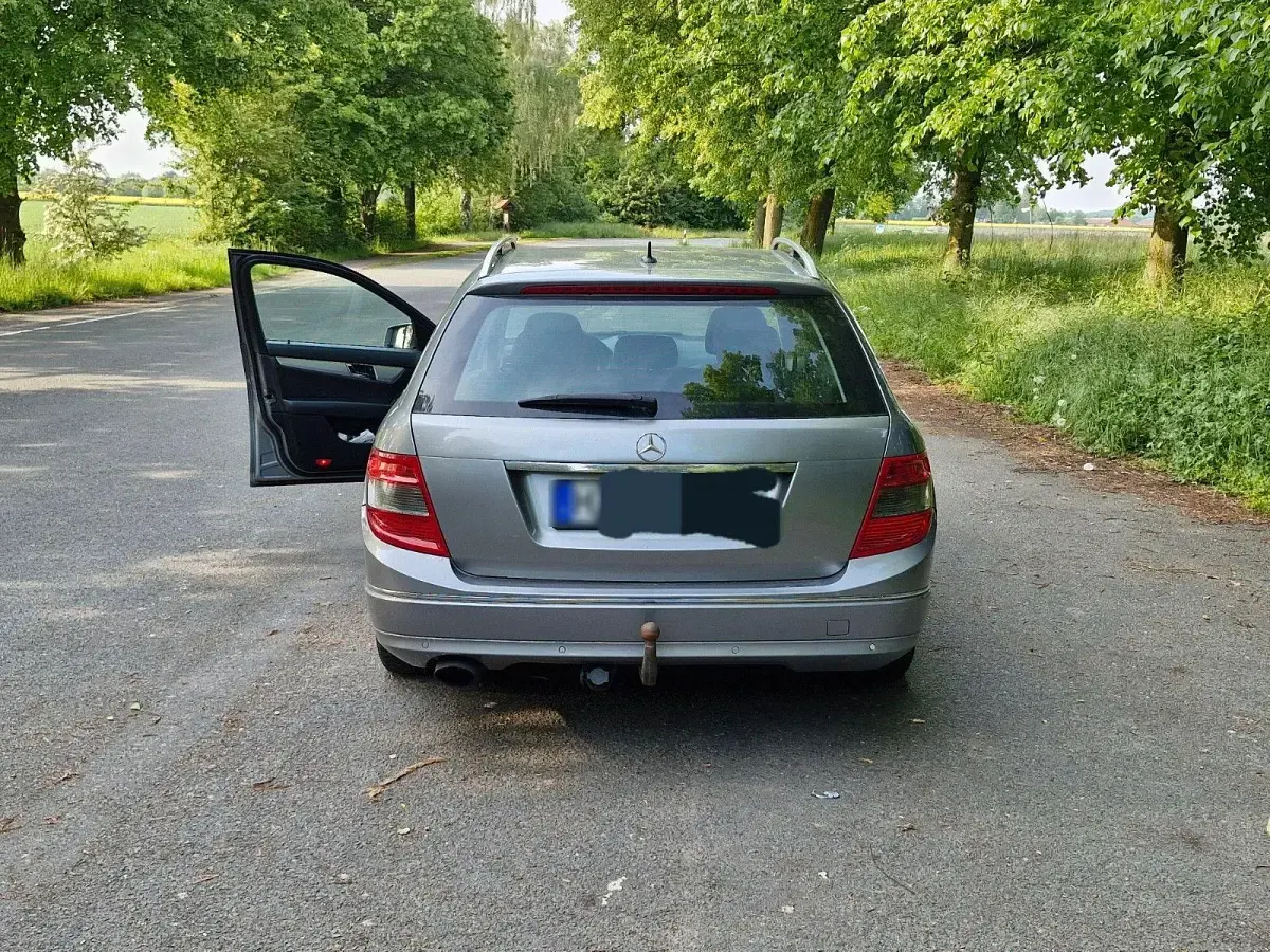 Gebraucht Mercedes C250 204 PS (150 kW) 2010 Kombi