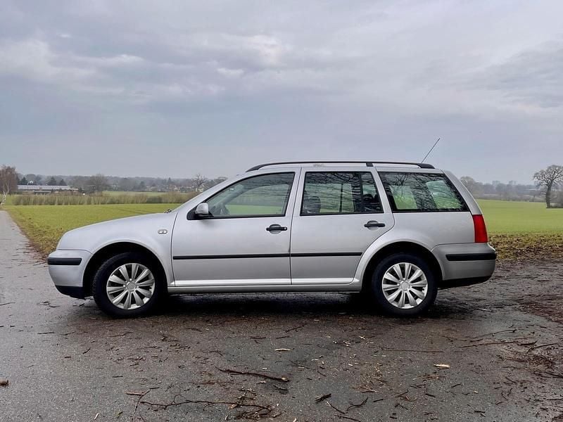 Gebraucht VW Golf IV 75 PS (55 kW) 2001 Silber Kombi