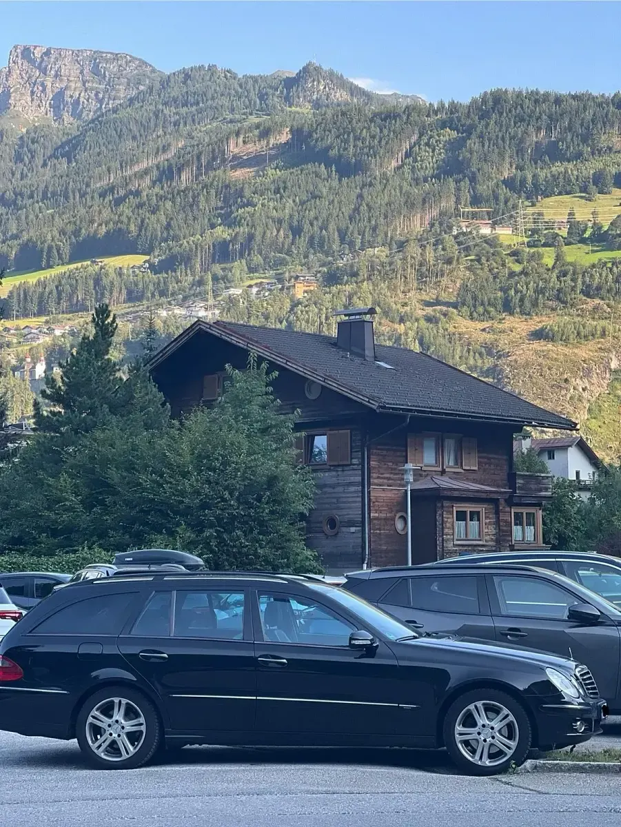 Gebraucht Mercedes E280 190 PS (139 kW) 2006 Schwarz Kombi