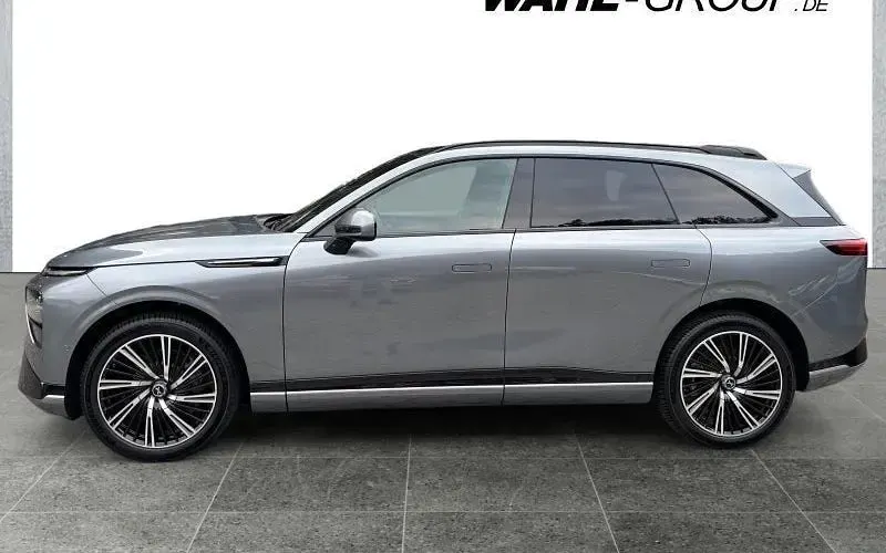 Neu XPENG G9 AWD Performance 422 kW (575 PS) 2025 Grau SUV