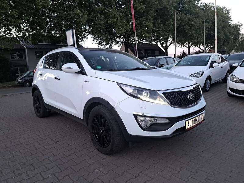 Weiß Gebraucht 2015 Kia Sportage Platinum Edition SUV | 13.700 € (Fairer Preis) - Bild 1/4